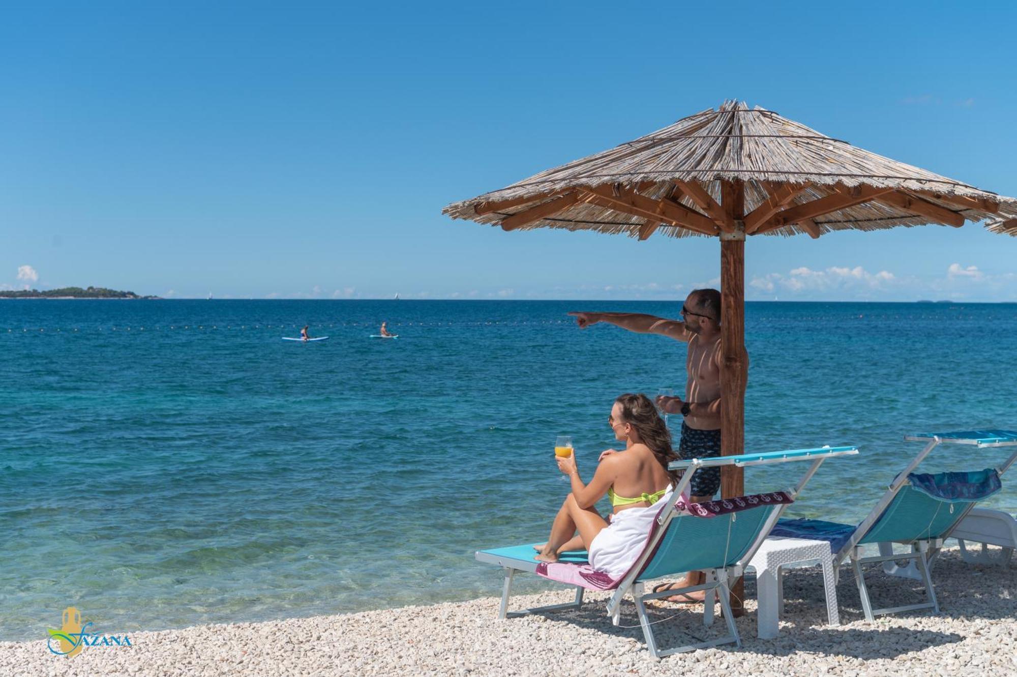 Villa Andrija Family Dream With Heated Pool At The Sea With Beautiful Garden, Outside Cinema And Kids Playground Fažana Екстериор снимка