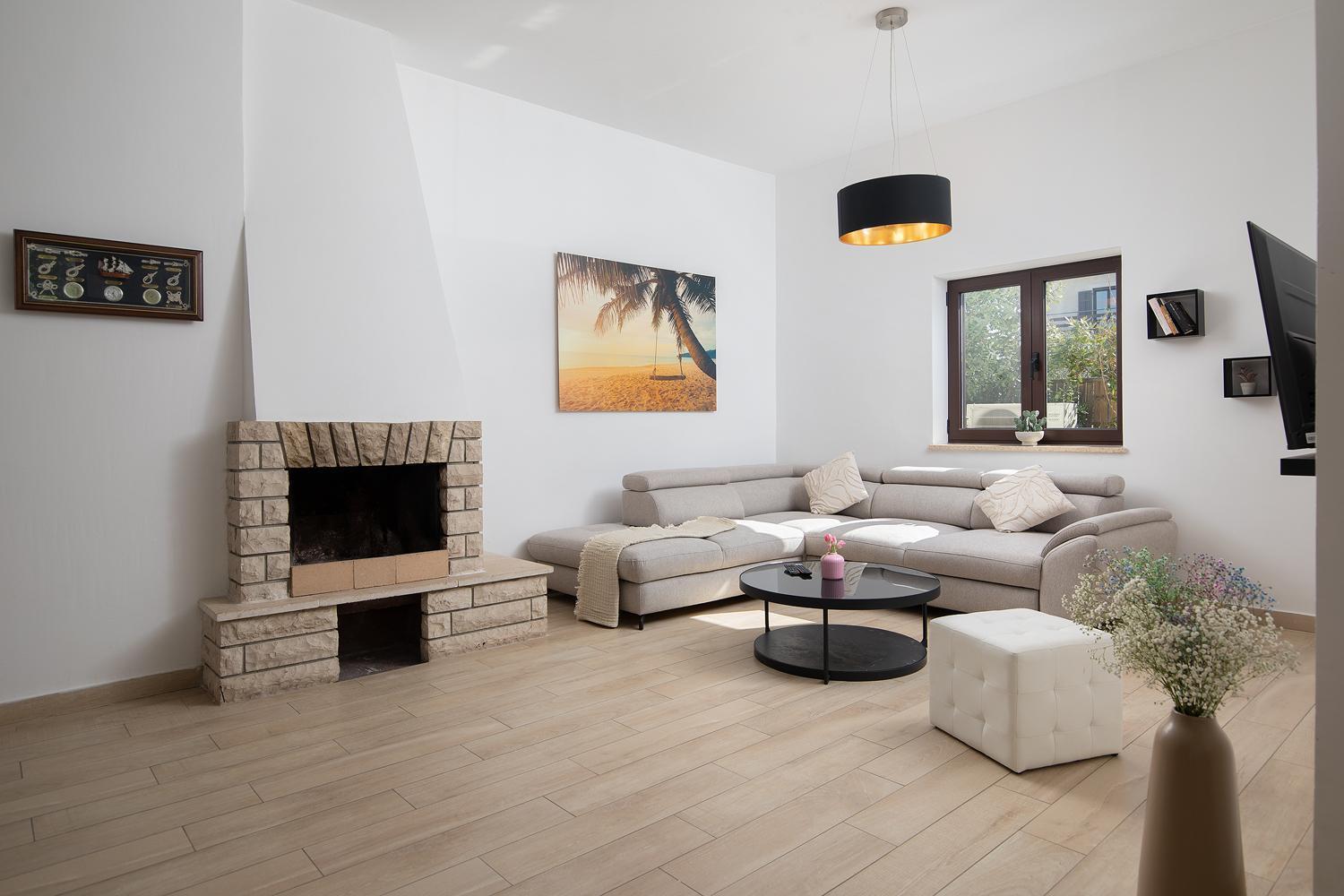 Villa Andrija Family Dream With Heated Pool At The Sea With Beautiful Garden, Outside Cinema And Kids Playground Fažana Екстериор снимка